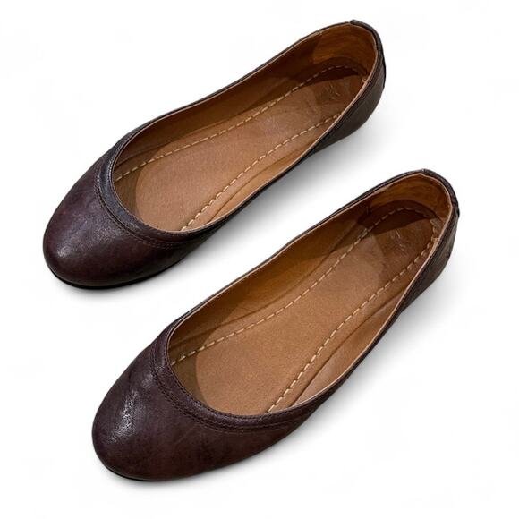Frye 8 Carson Ballet Flat Dark Brown Italian Leather Round Toe Slip-On Logo Work - Picture 1 of 8